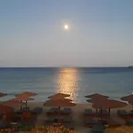 Galini Me Thea Chrisi Akti (Paros)