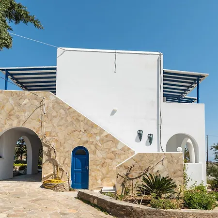 Galini Me Thea アパートホテル クリシ・アクティ