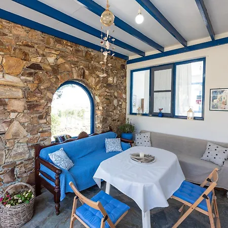 Galini Me Thea アパートホテル