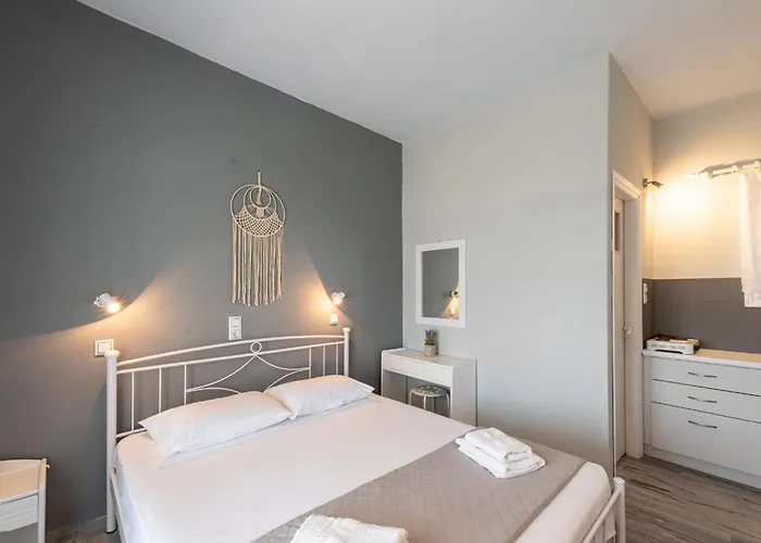 Aparthotel Galini Me Thea